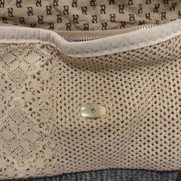 PG Crochet Women’s Cream Coloured Purse - Made in Italy (EUC) - Picture 3 of 11